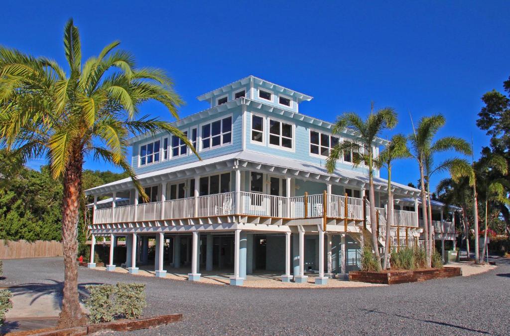 Gallery image of Dolphin Point Villas in Key Largo