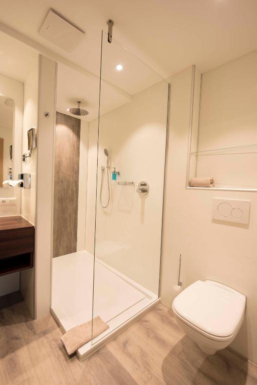 Koupelna v ubytování AKZENT Hotel Krone