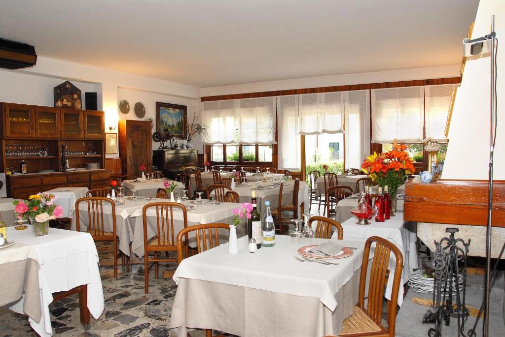 Restaurace v ubytování Hotel Ristorante Miramonti