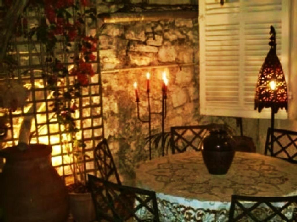 Fotografie z fotogalerie ubytování Bed & Breakfast Chambres d'hôtes COTTAGE BELLEVUE v Cannes