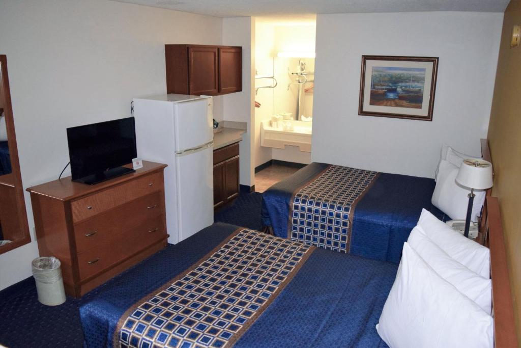 Bluegrass Extended Stay - Standard Room With Two Double Beds - Non-Smoking