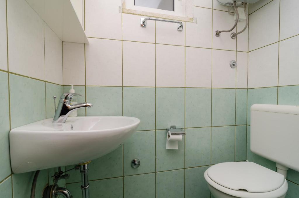 Łazienka w obiekcie Apartments Skurla