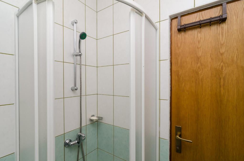 Łazienka w obiekcie Apartments Skurla