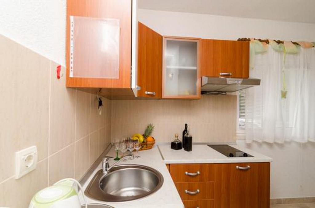 Kuchnia lub aneks kuchenny w obiekcie Apartments Skurla