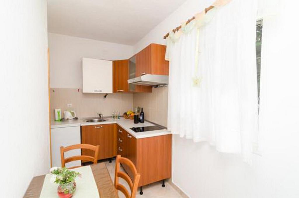 Kuchnia lub aneks kuchenny w obiekcie Apartments Skurla