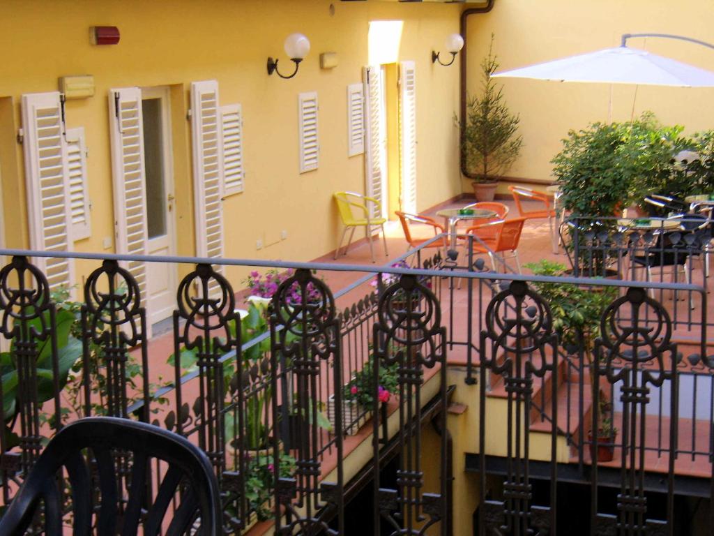 Balkón nebo terasa v ubytování Hotel Savoia e Campana