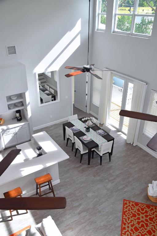 Kuchyň nebo kuchyňský kout v ubytování Dolphin Point Villas