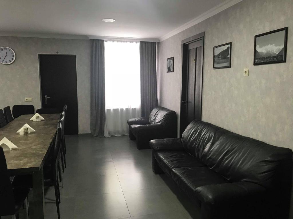 Posezení v ubytování Guesthouse Ori Beli in Mestia