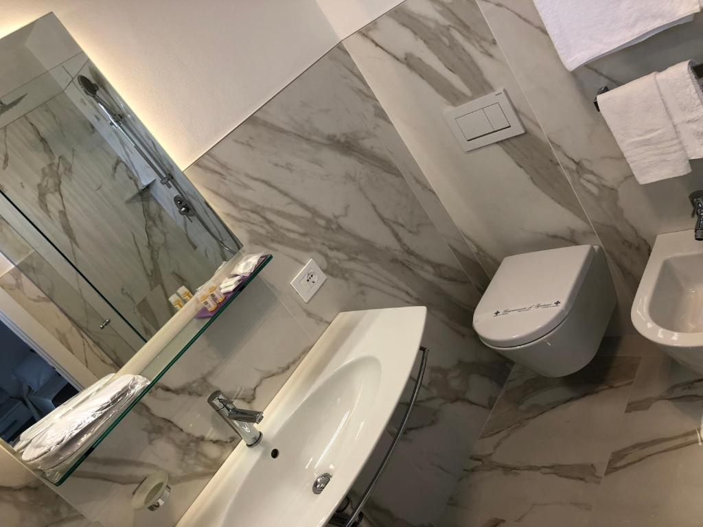 Koupelna v ubytování Hotel Gorini