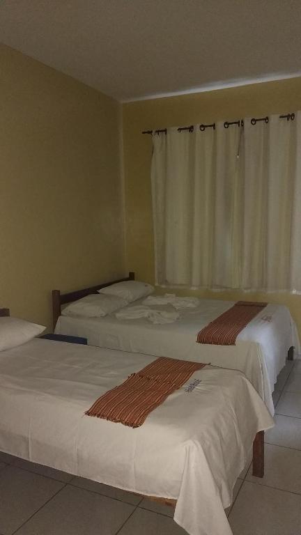 Hotel Brasil - Triple Room With Private Bathroom
