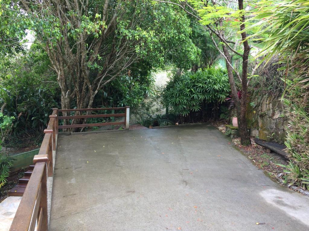  Casa em CondomÍnio Fechado com Vista para Lagoa