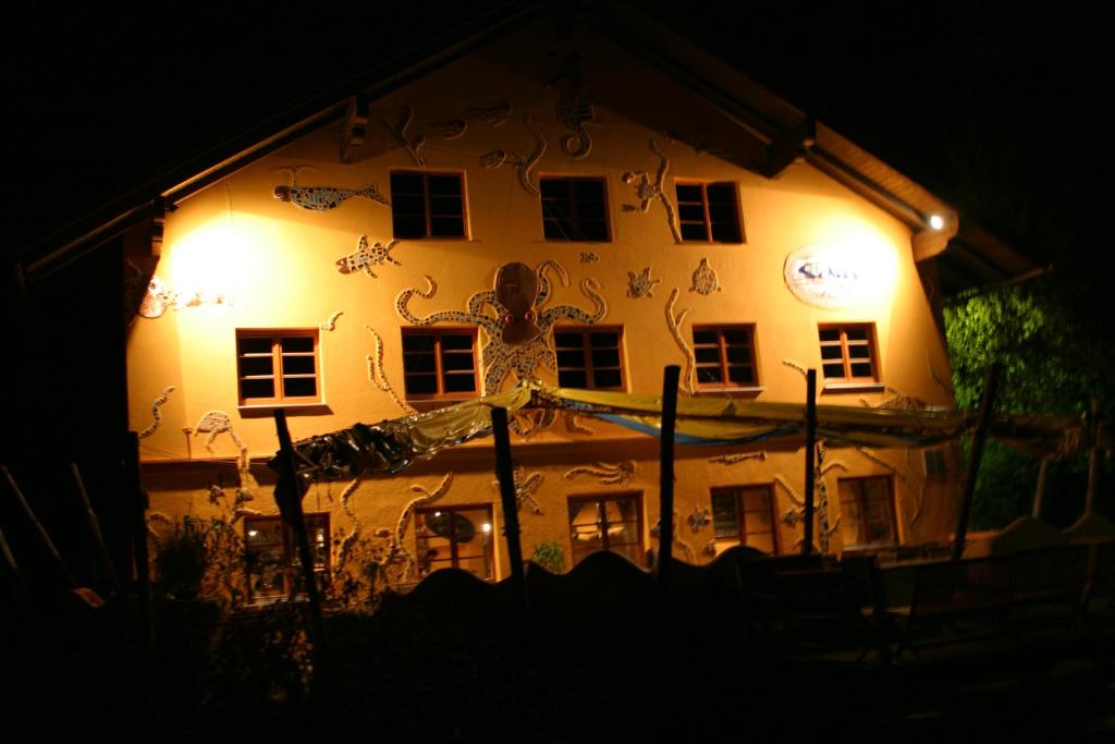 Budova, kde se hostel nachází