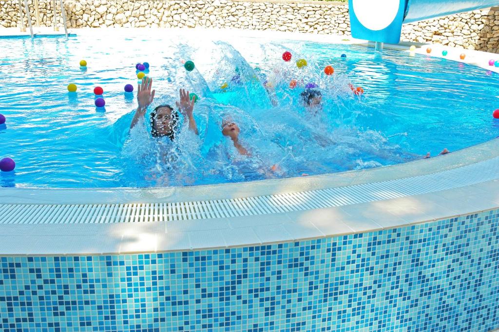 Hosté ubytování Hotel Dražica - Hotel Resort Dražica