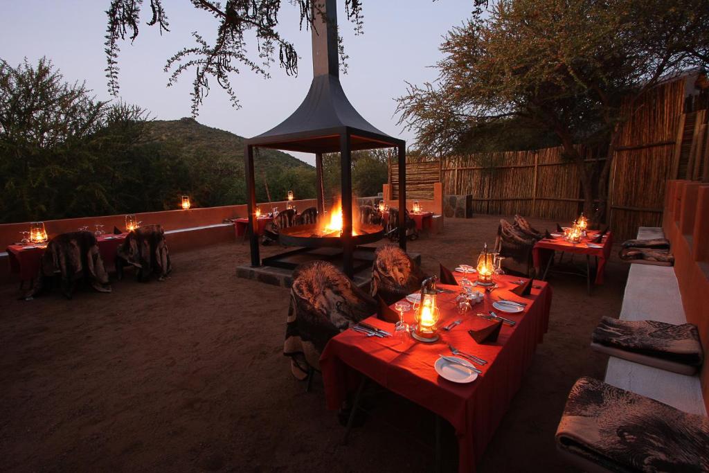 Fotografie z fotogalerie ubytování Tau Game Lodge v destinaci Madikwe Game Reserve