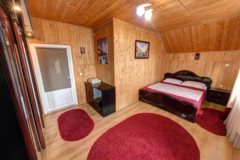 Postel nebo postele na pokoji v ubytování Guest House Velet