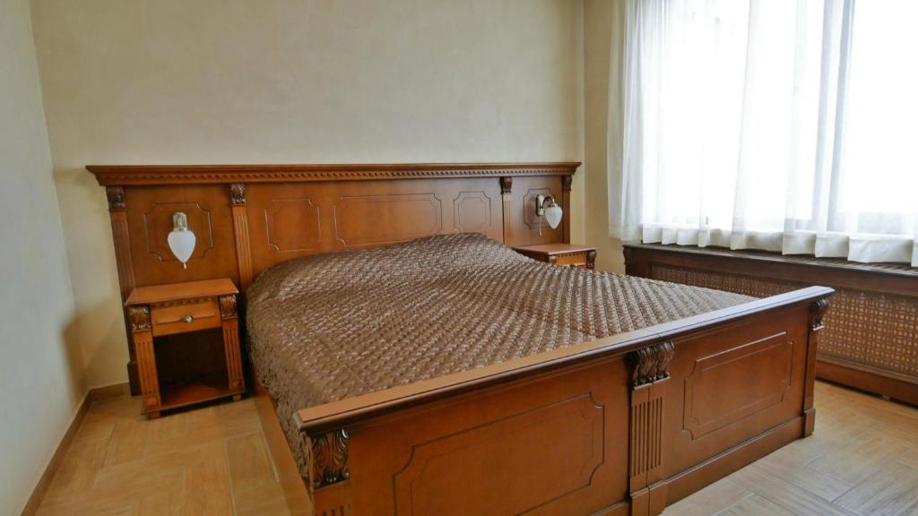 Postel nebo postele na pokoji v ubytování Central West Hotel