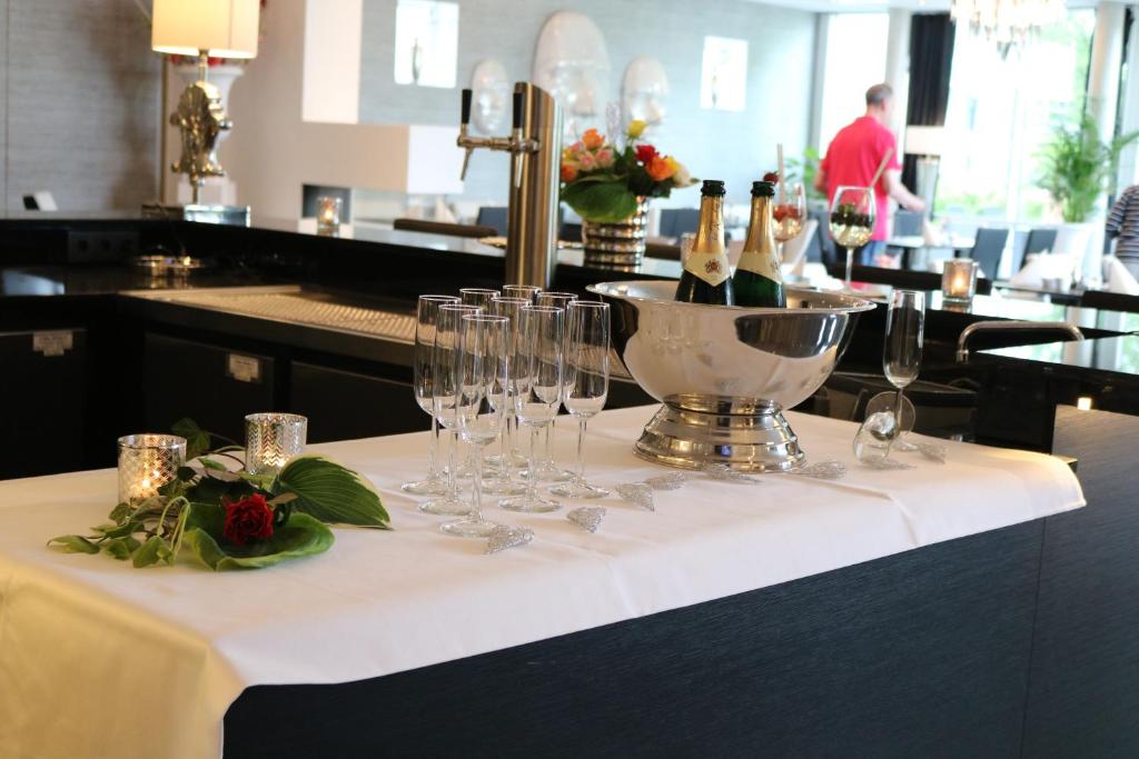 Nápoje v ubytování Kurhaus Design Boutique Hotel