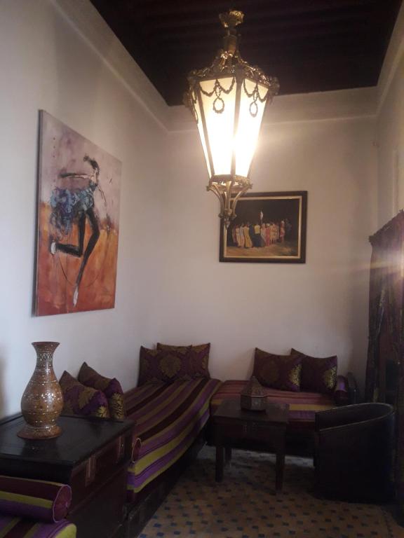 Posezení v ubytování Riad Tahar Oasis