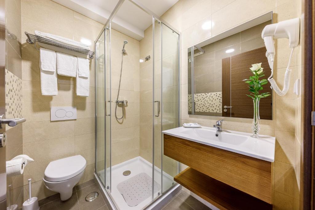 Hotel Santo António de Pádua - Triple Chambre Avec Salle De Bain