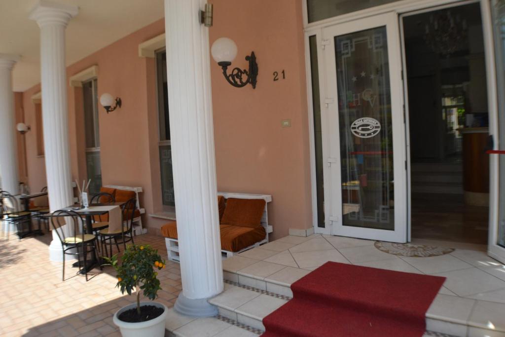 Część wypoczynkowa w obiekcie Hotel Villa Caterina