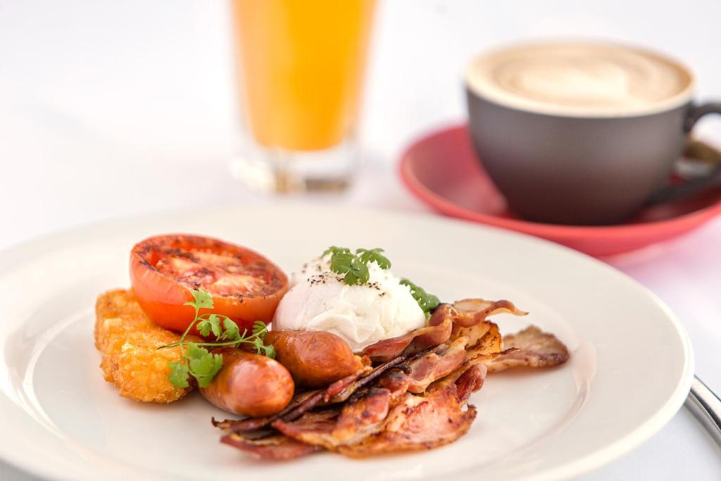 The Chancellor on Currie - Resim 14