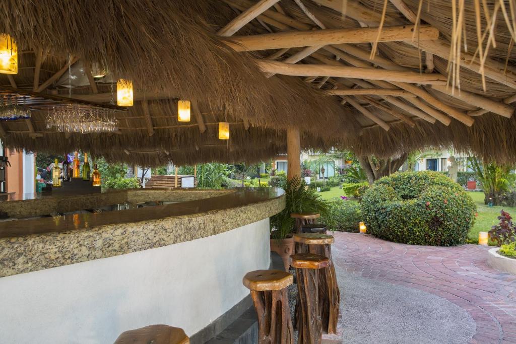 Zahrada ubytování Flamingo Vallarta Hotel & Marina