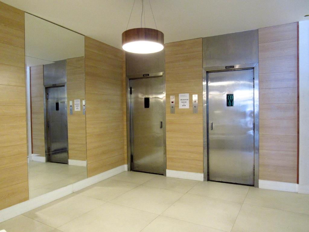  Lindo e Econômico! Quadra Praia Copacabana