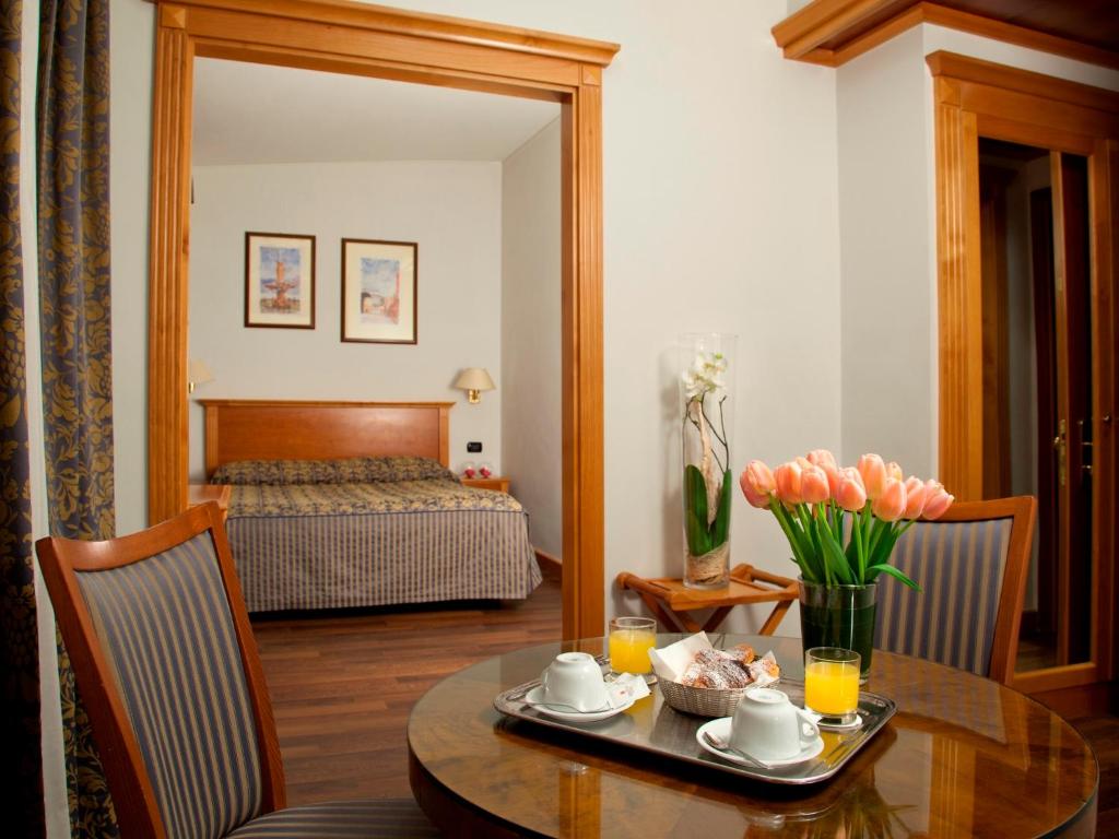 Hotel Diplomatic - Resim 21