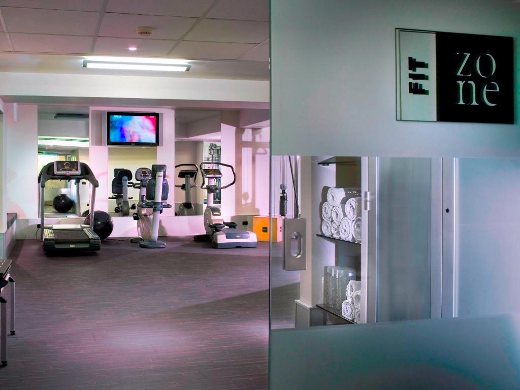 Fitness centrum a/nebo fitness zařízení v ubytování Hotel Zone