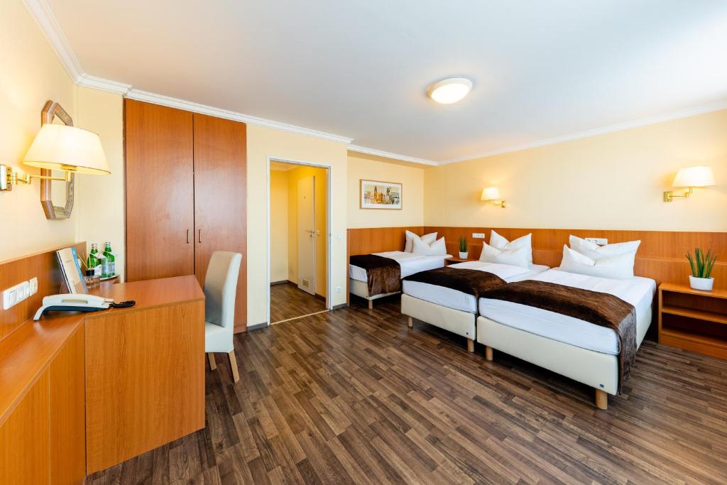 Hotel Royal - Quadruple Room