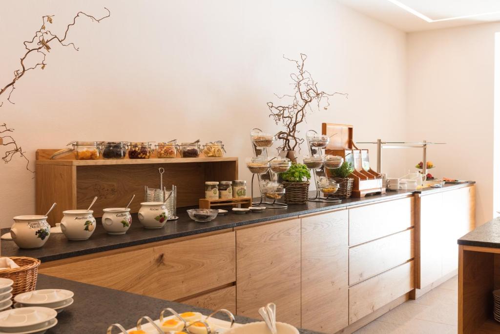 Garten - Hotel Sallerhof - Resim 15