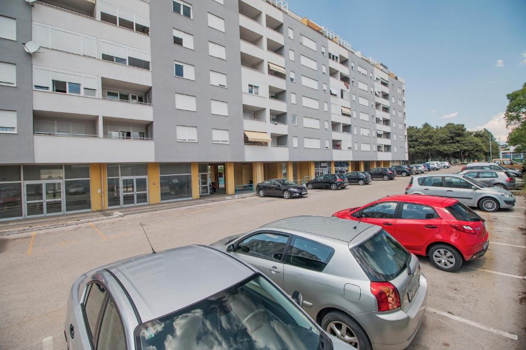 Budynek, w którym mieści się apartament