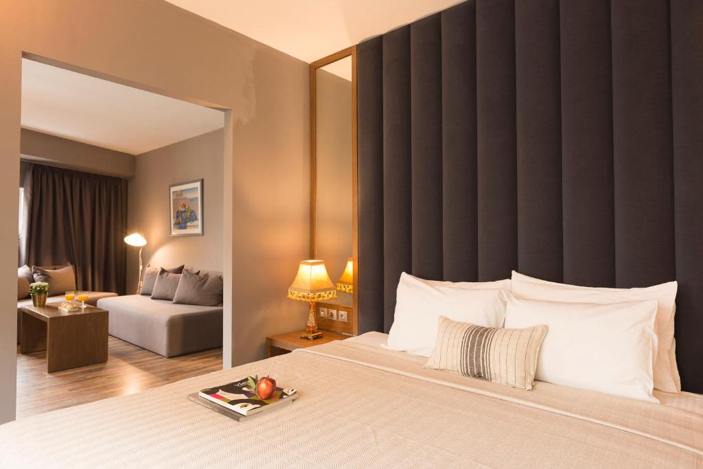 Plaza Hotel, Philian Hotels and Resorts - الأمر
