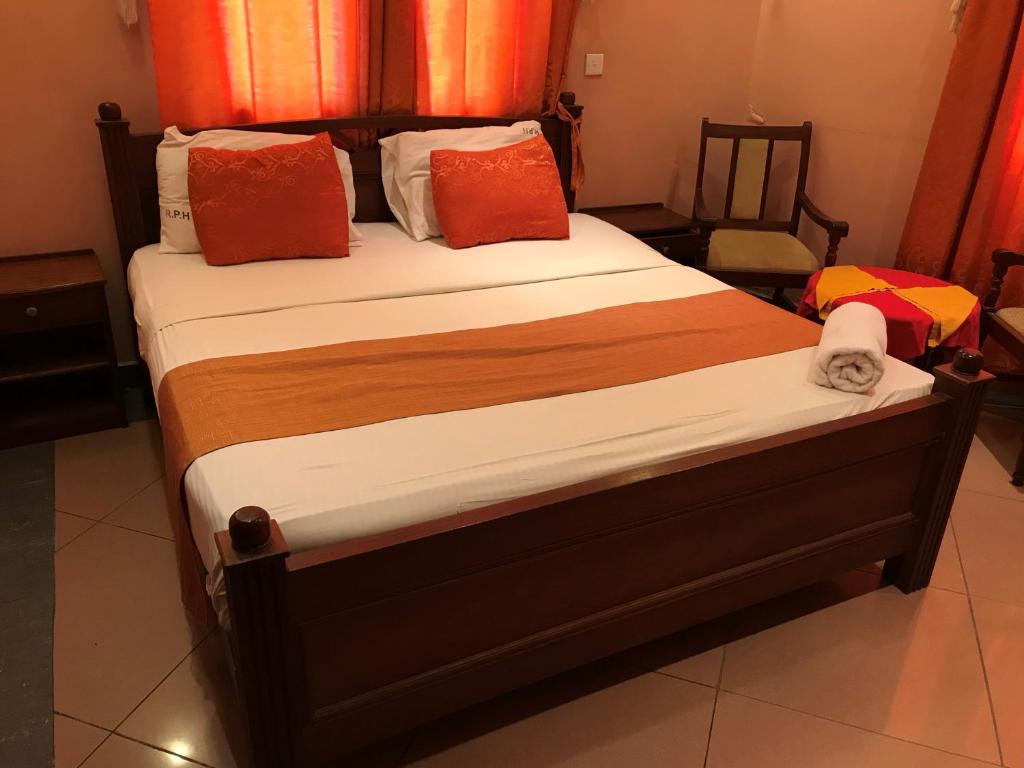 Postel nebo postele na pokoji v ubytování Regency Park Hotel