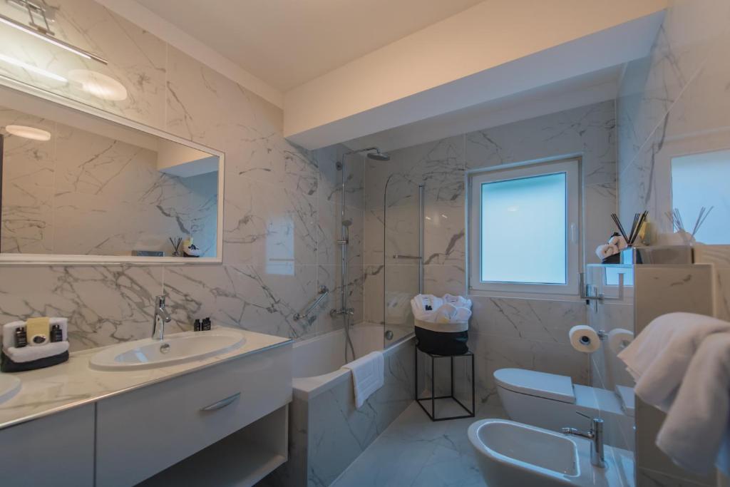 Koupelna v ubytování Boutique Hotel Acacia