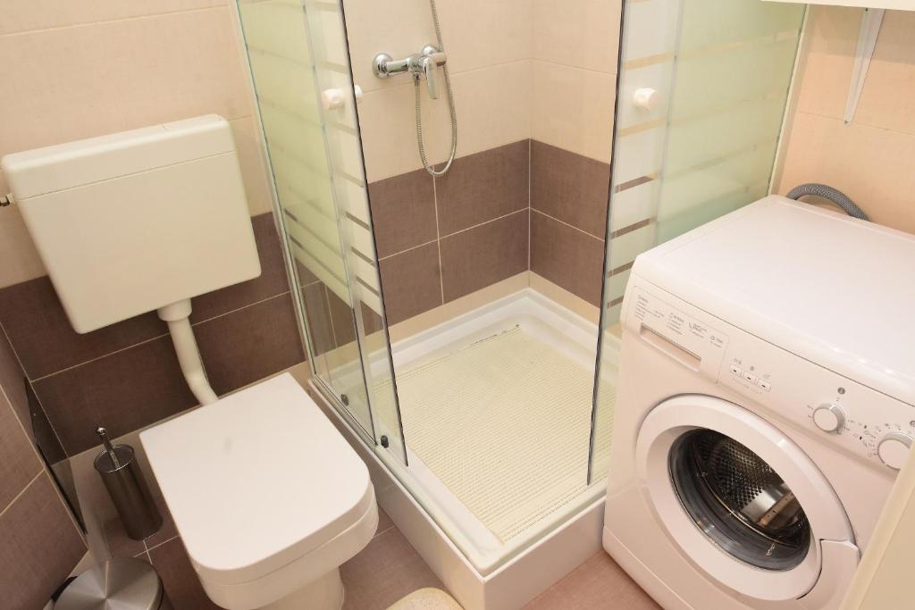 Kúpeľňa v ubytovaní Apartments Diella & Gabriela Opatija