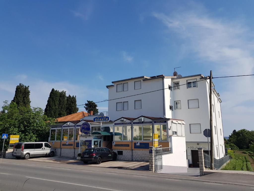 Budova, kde se penzion nachází