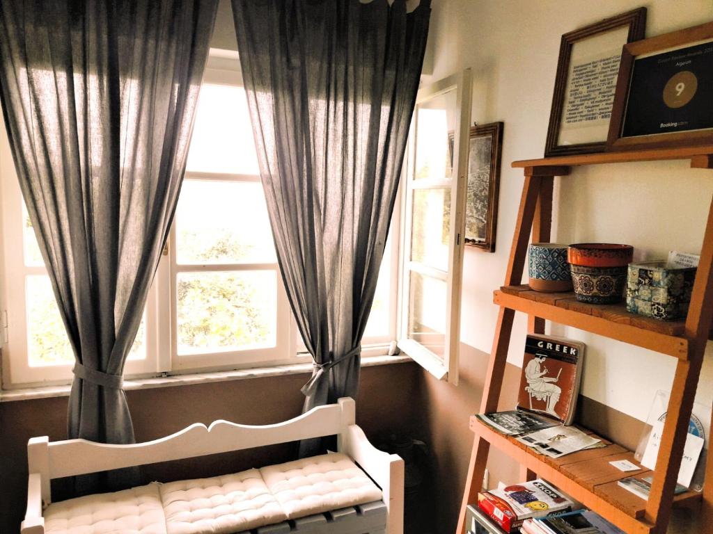 Posezení v ubytování Aigaion Guesthouse