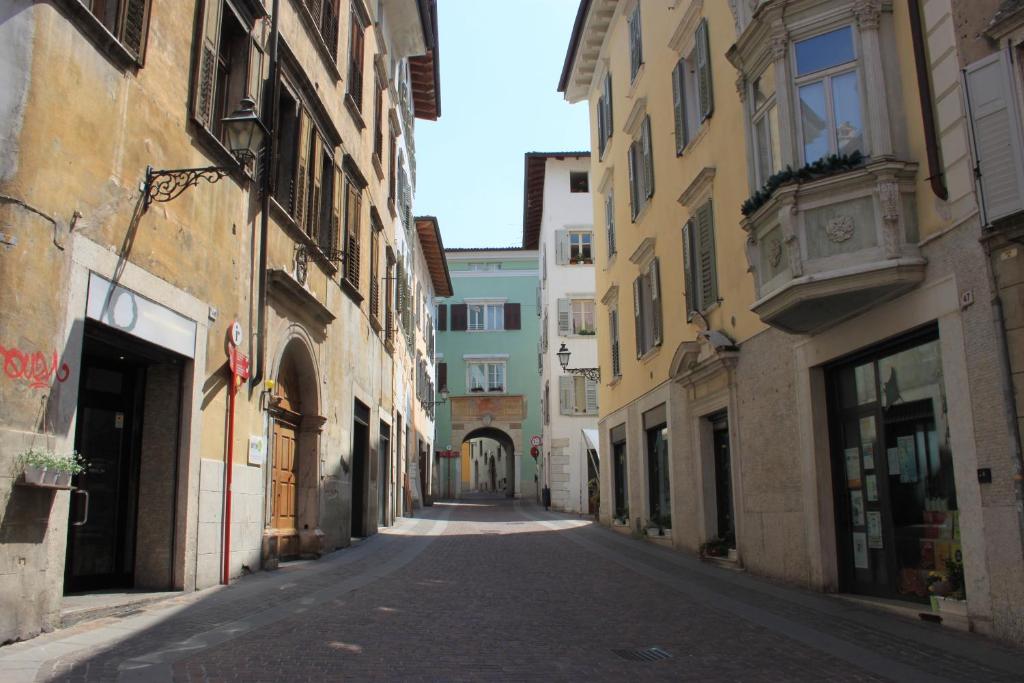 The surrounding neighborhood or a neighborhood close to a panziókat