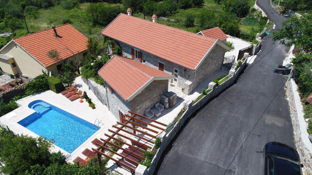 Bazén v ubytování Mediteraneo Villa nebo v jeho okolí