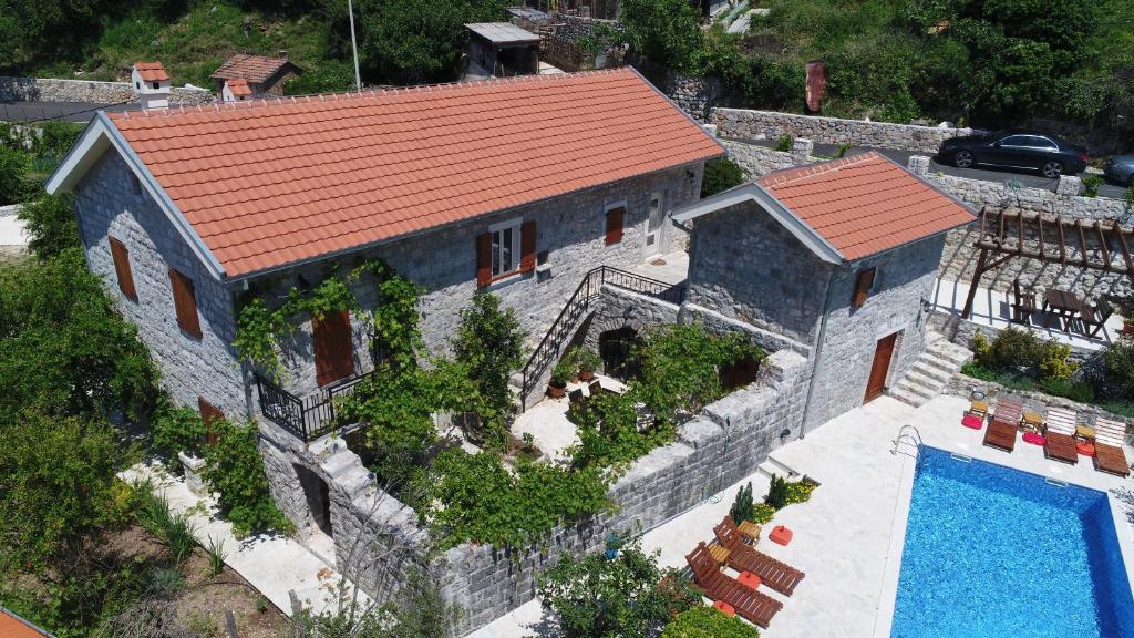 Bazén v ubytování Mediteraneo Villa nebo v jeho okolí