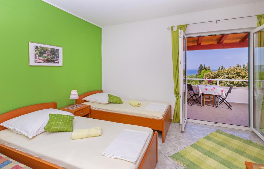 Posteľ alebo postele v izbe v ubytovaní Sunny House Free Parking