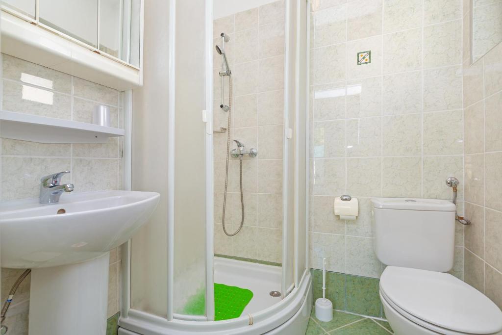 Kúpeľňa v ubytovaní Sunny House Free Parking