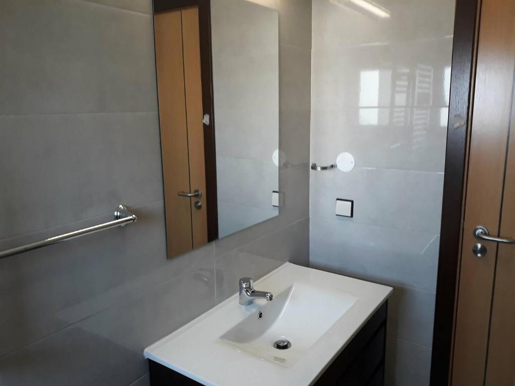 Pousada Tires Guest House - 阳台的双人间