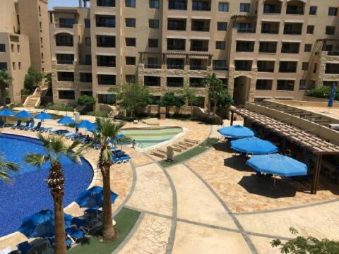 Bazén v ubytování Samarah Resort D44 nebo v jeho okolí