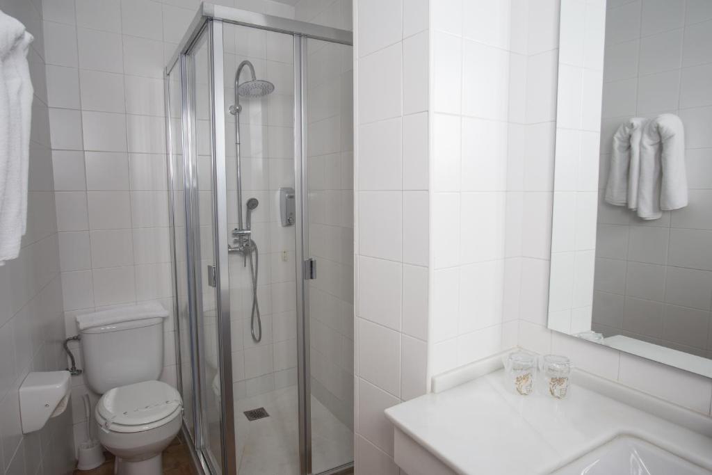 Hostal Santa Catalina, Conil de la Frontera – Updated 2022 Prices