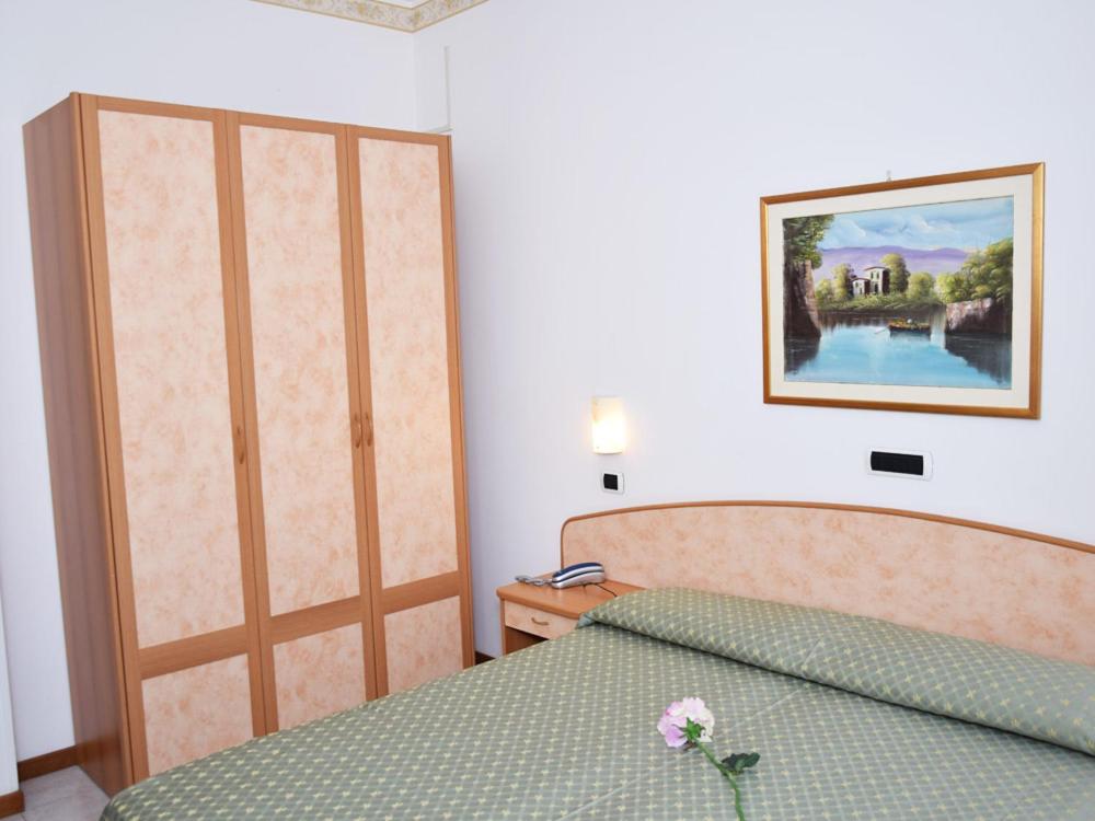 Hotel Joli - Standard Single Room With Sea View