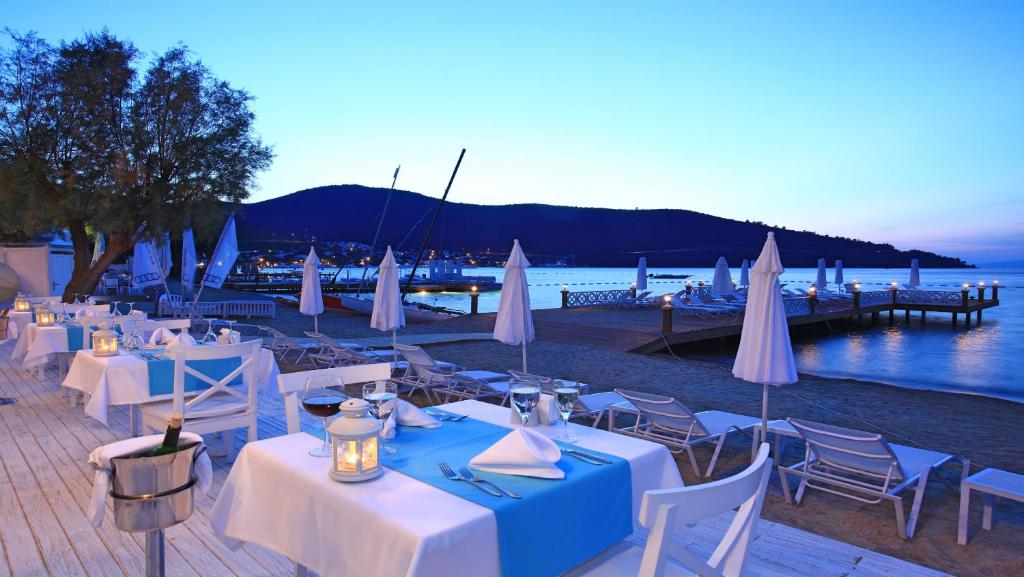 Resort Grand Yazici Torba Beach Club, Turkey - Booking.com