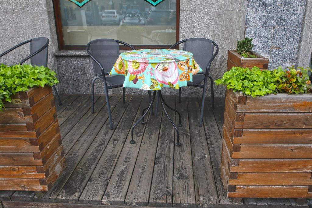 Ogród w obiekcie Albergo Gusmeroli