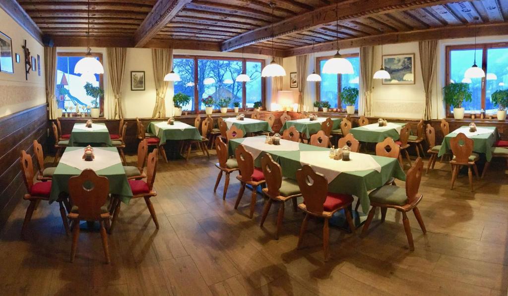 Restaurace v ubytování Berg-Panorama-Hof Sturmgut